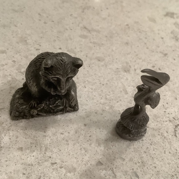 Two Pewter Miniature Animal Figurines- Raccoon and Pelican - Picture 11 of 14